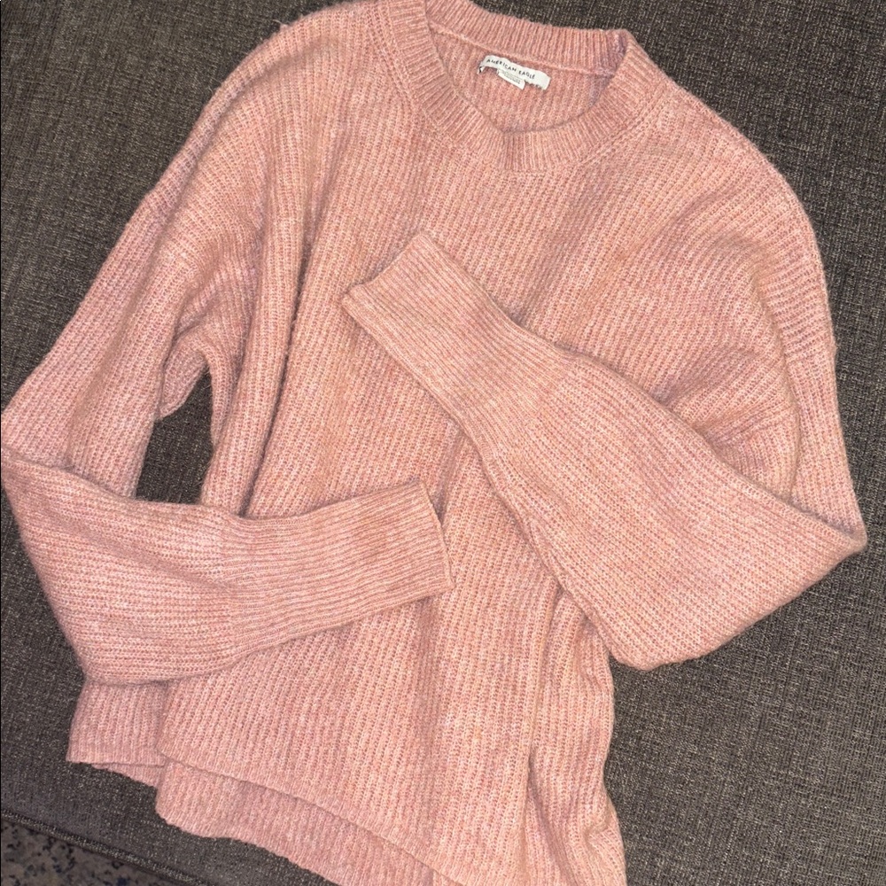 Soft pink American eagle sweater oversized